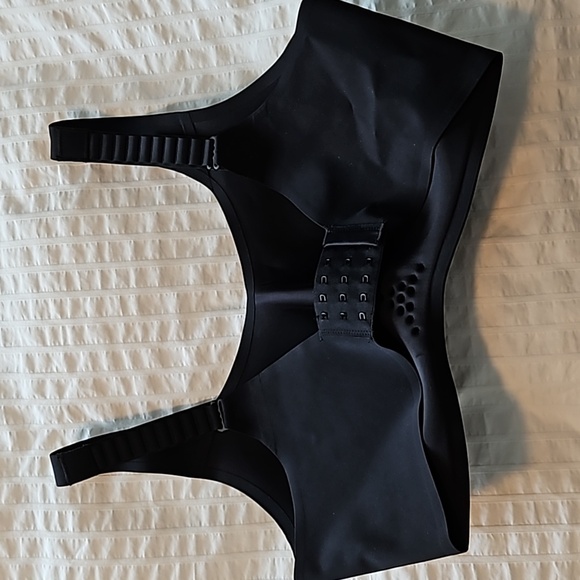 Knix Catalyst Sports Bra NWOT Size 7+ - Picture 4 of 5